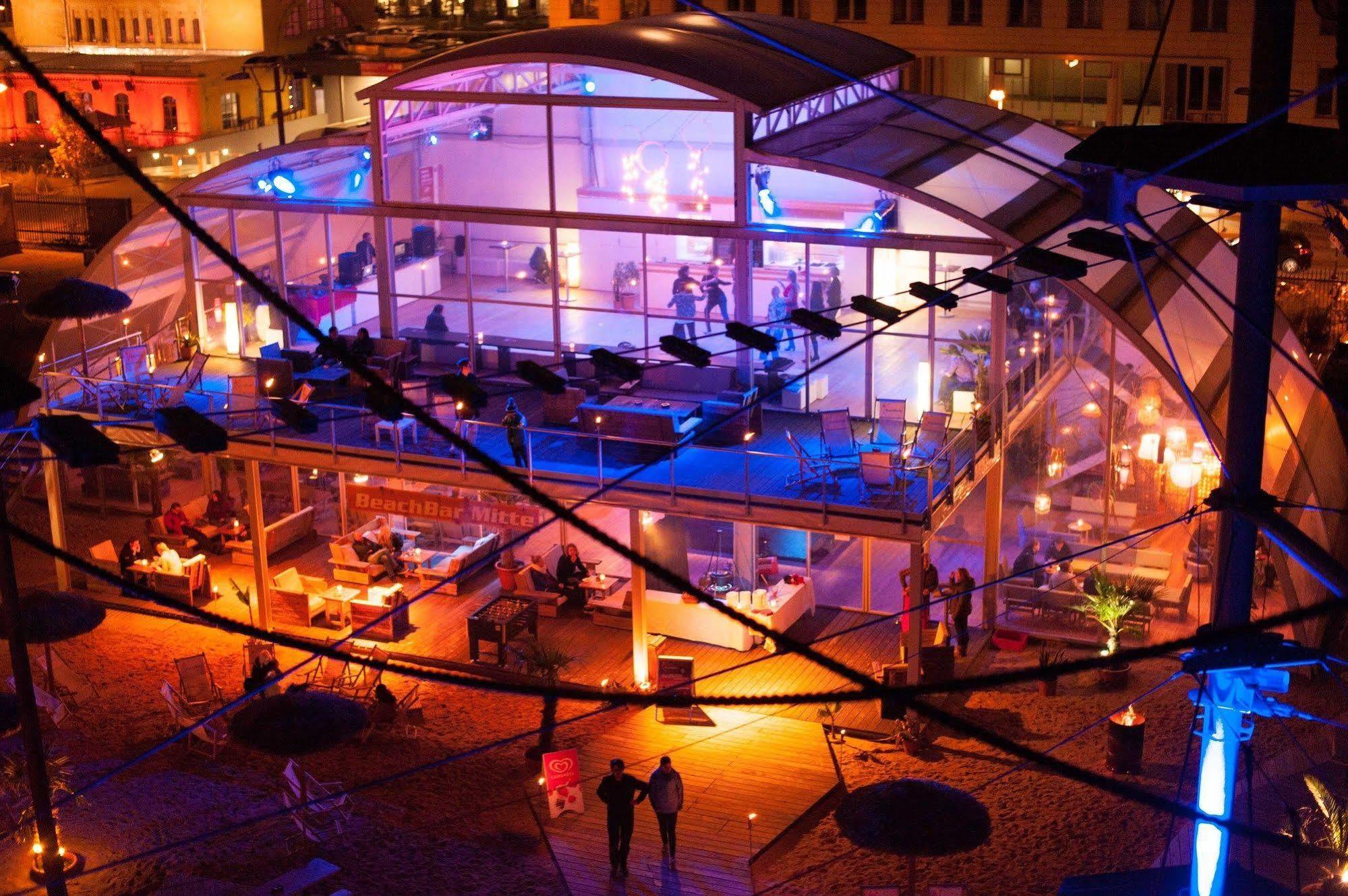 Cube Lodges Berlin Mitte Экстерьер фото