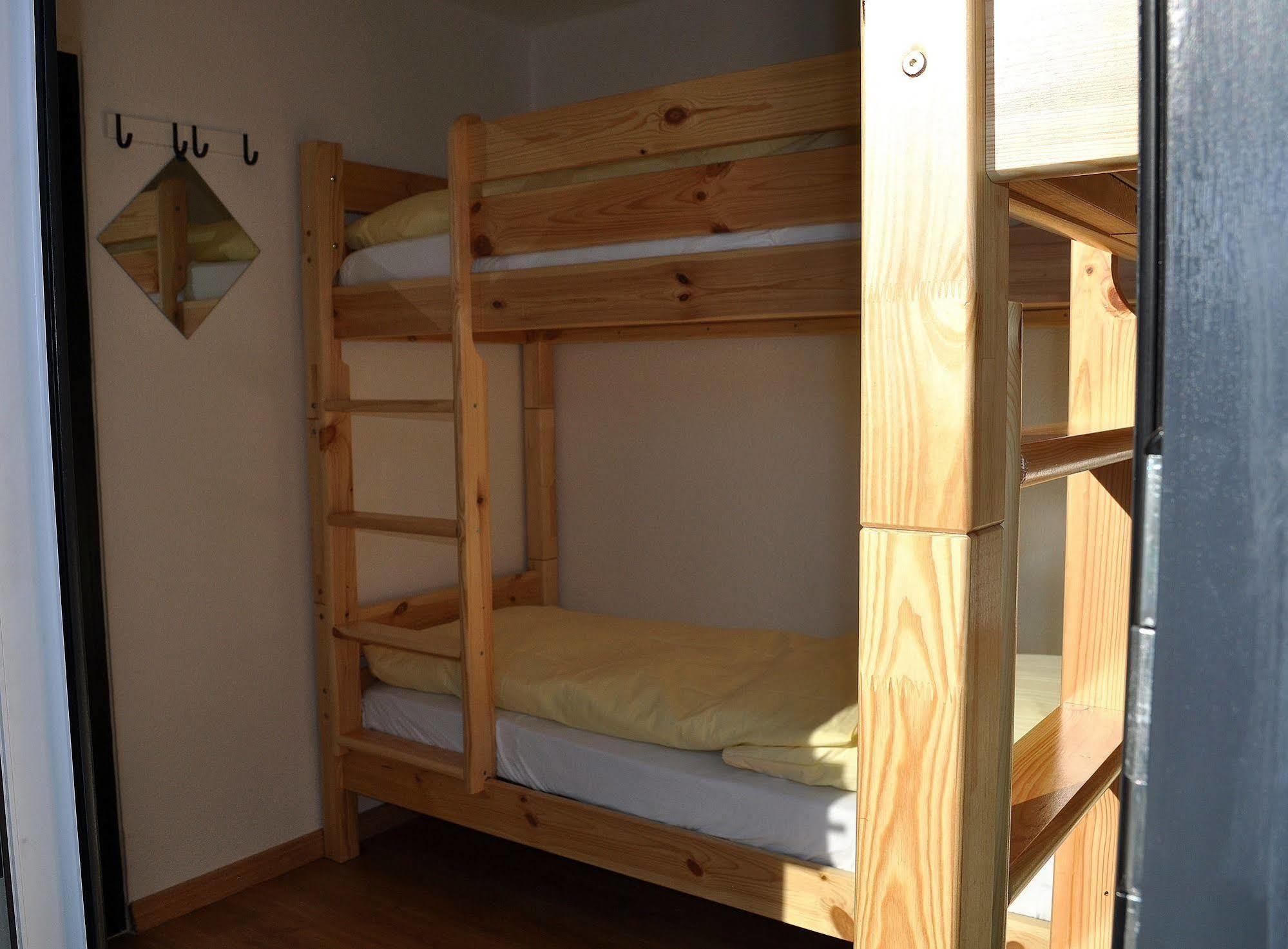 Cube Lodges Berlin Mitte Экстерьер фото
